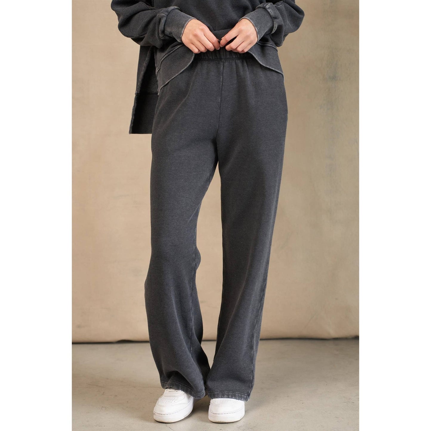 Wide Opening Fleece Sweatpants